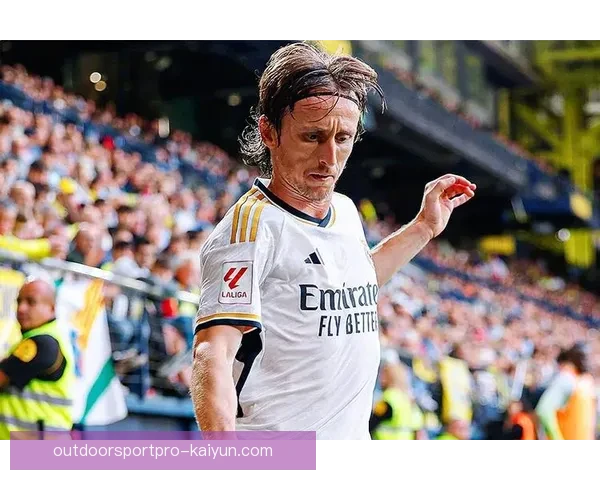 格鲁吉亚那不勒斯球星状态回暖，近期表现值得关注